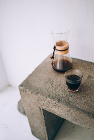 紧急呼救：孤星TK与Carlos的生死时刻